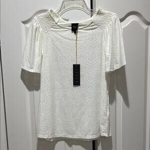 W5 L White flutter short Sleeve Blouse eyelet all over finish nwt stretch